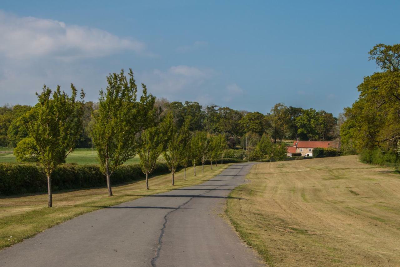 High Oaks Grange - Cottages Pickering Ngoại thất bức ảnh